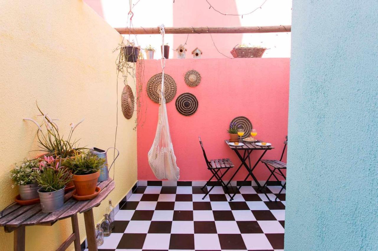 Charming Lisbon Home With Terrace St Amaro Luaran gambar